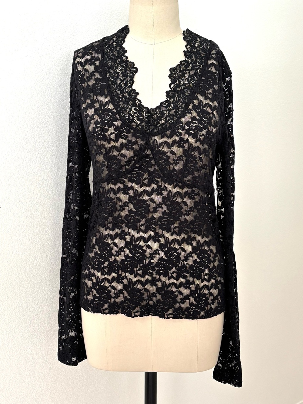 Free People Intimately All Day Lace Top NWT Black Long Sleeves Stretchy Layer L